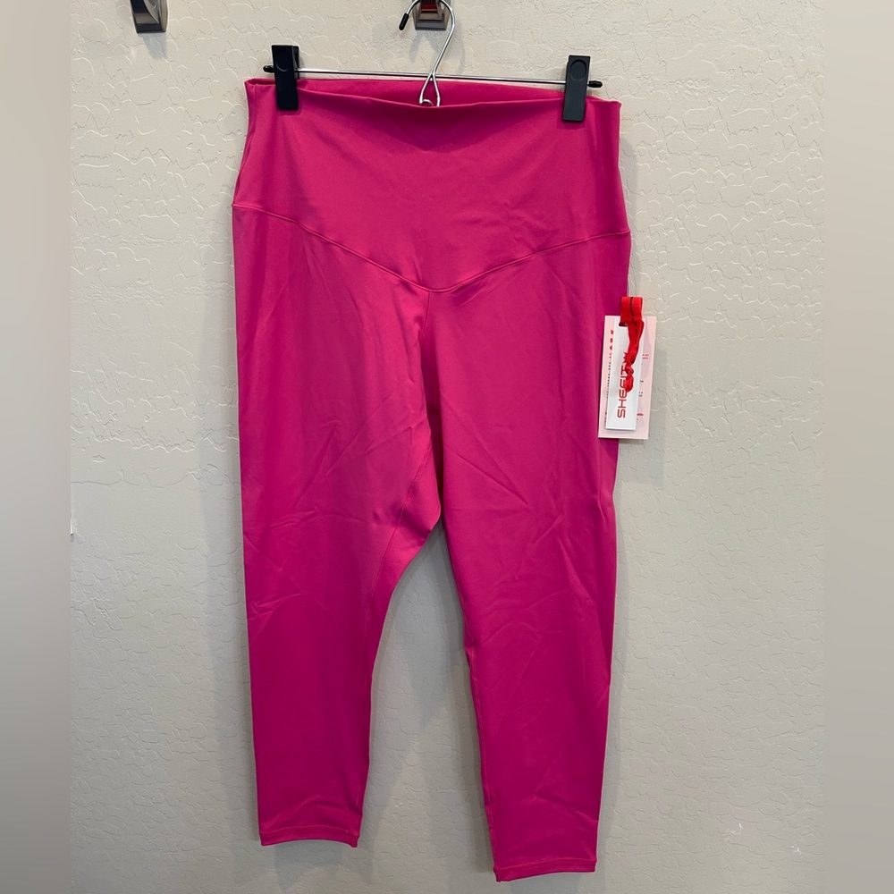 NWT SHEFIT pink leggings workout